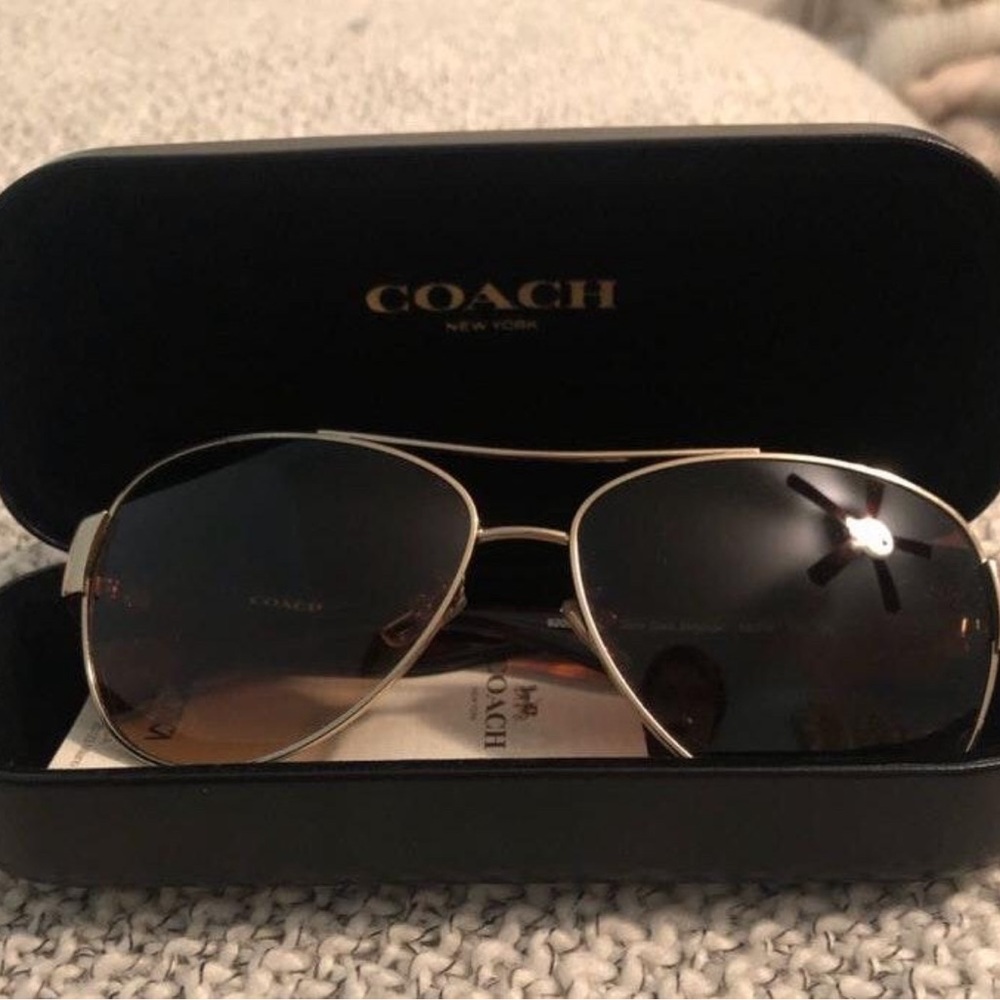 Woman’s Coach Sunglasses - Picture 3 of 4